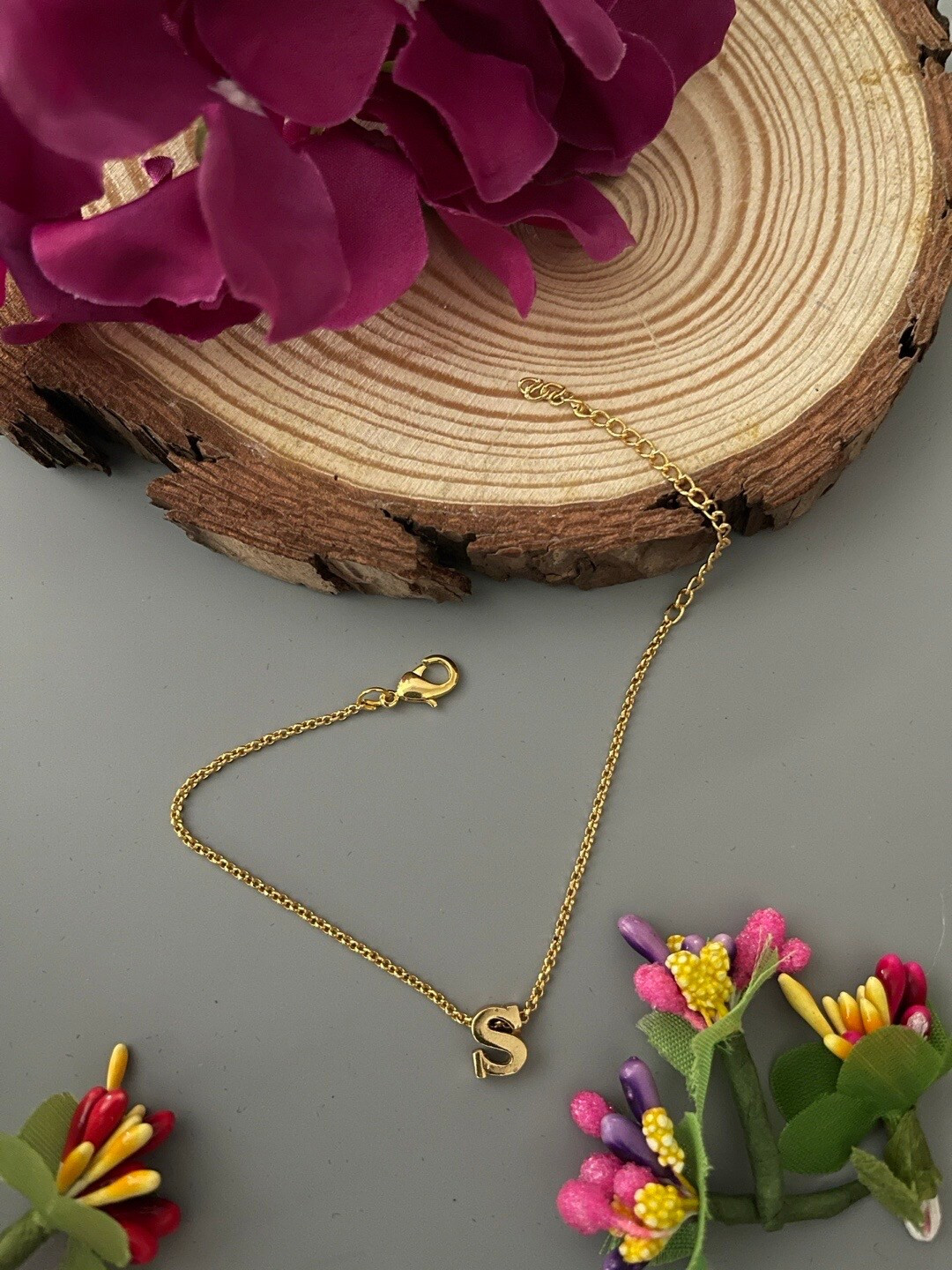 

Digital Dress Room Men Gold-Plated Link Bracelet