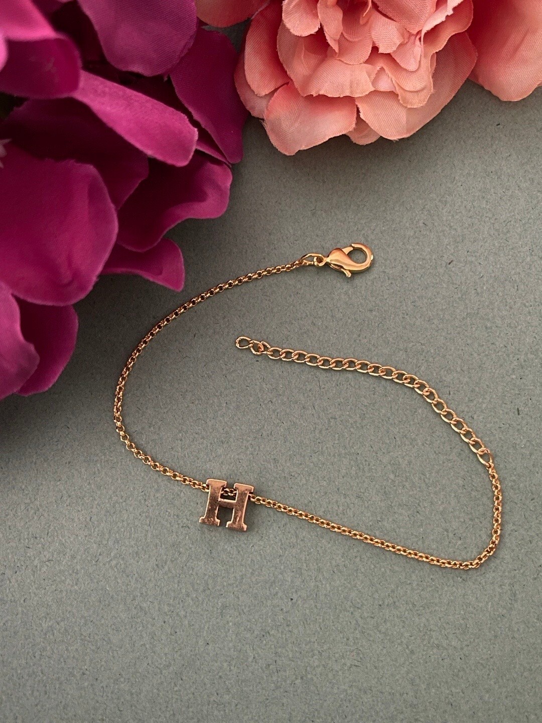 

Digital Dress Room Men Gold-Plated Link Bracelet