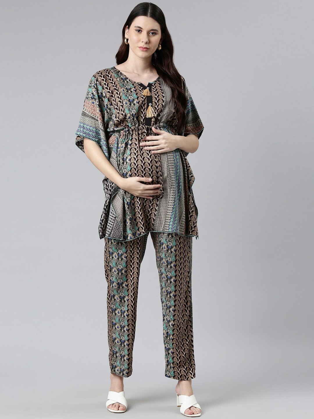 

GOLDSTROMS Ethnic Motifs Printed Kaftan Maternity Nightsuit, Black