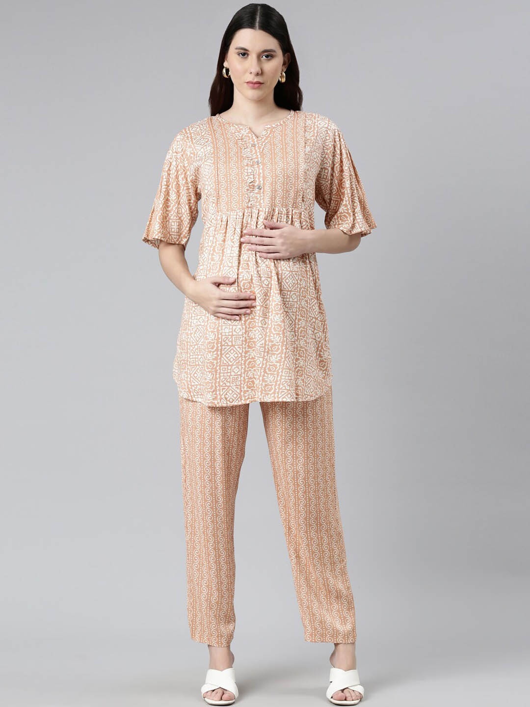 

GOLDSTROMS Ethnic Motifs Printed Pleated Maternity Nightsuit, Peach