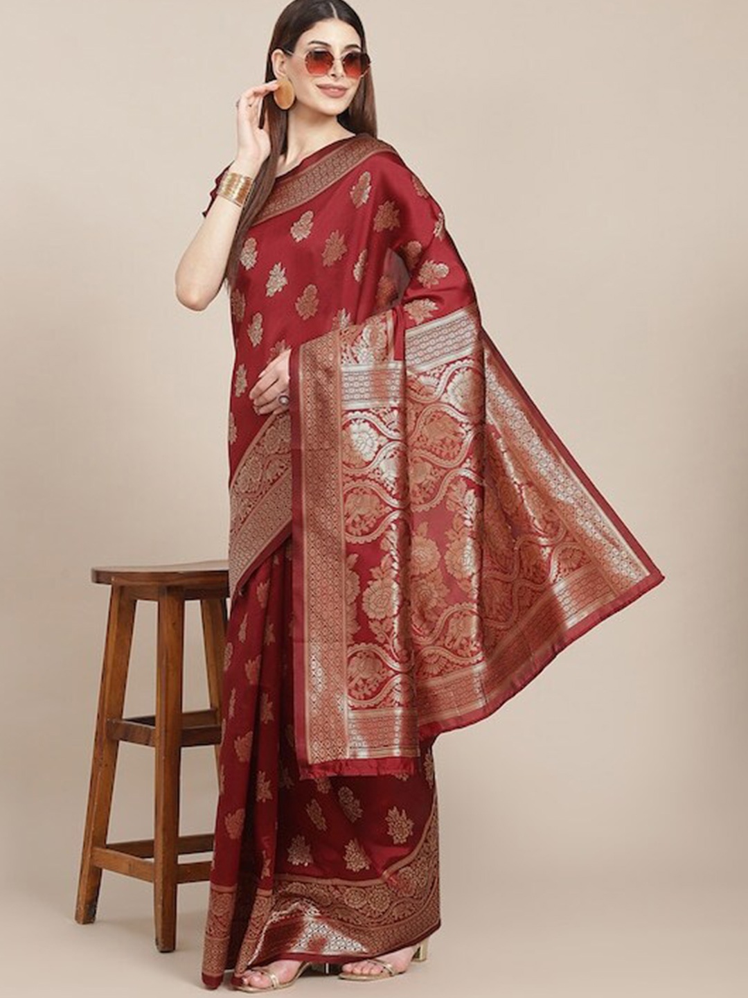 

DIVASTRI Ethnic Motifs Woven Design Zari Banarasi Saree, Maroon