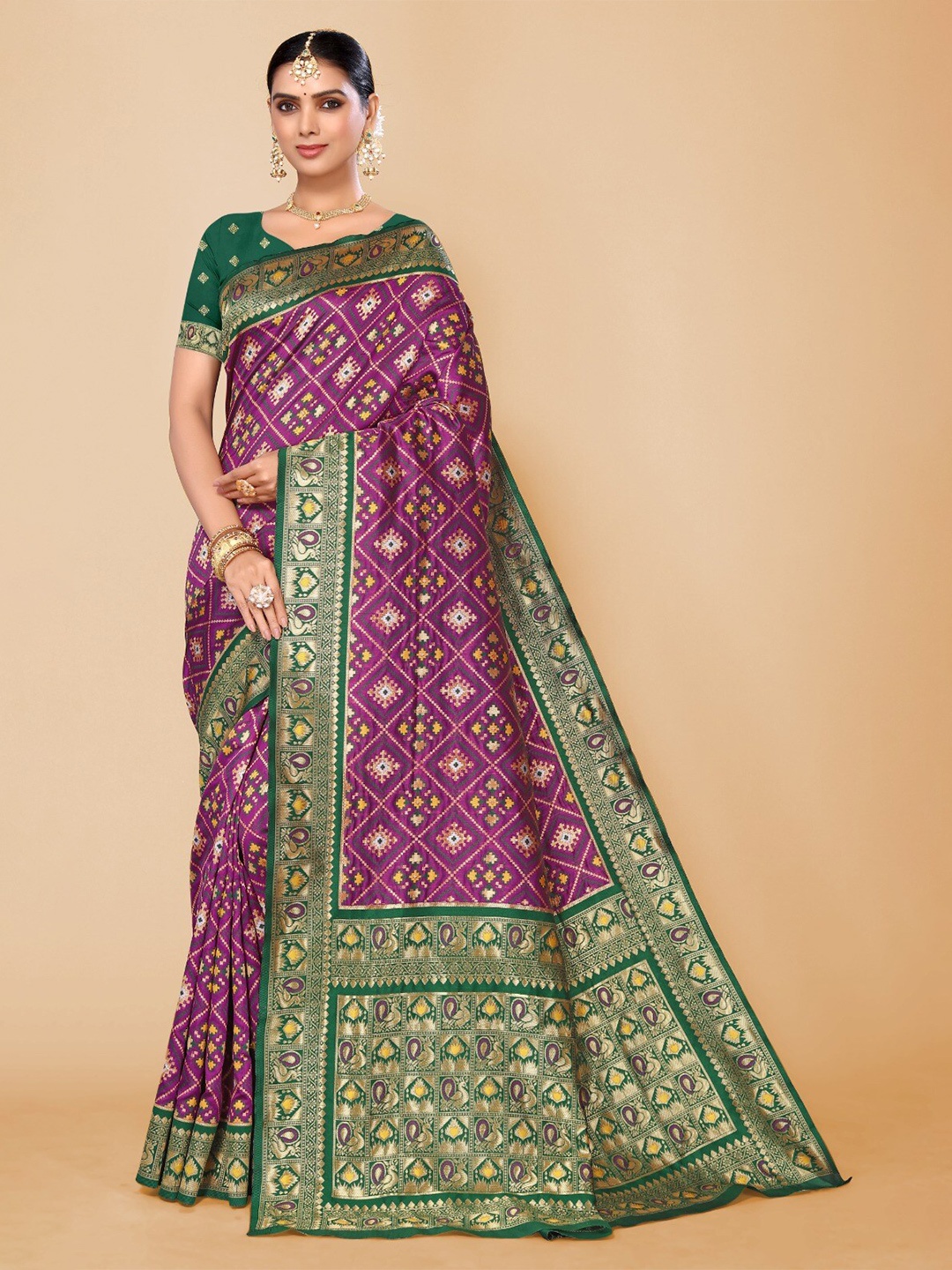 

DIVASTRI Ethnic Motifs Woven Design Zari Silk Cotton Banarasi Saree, Purple