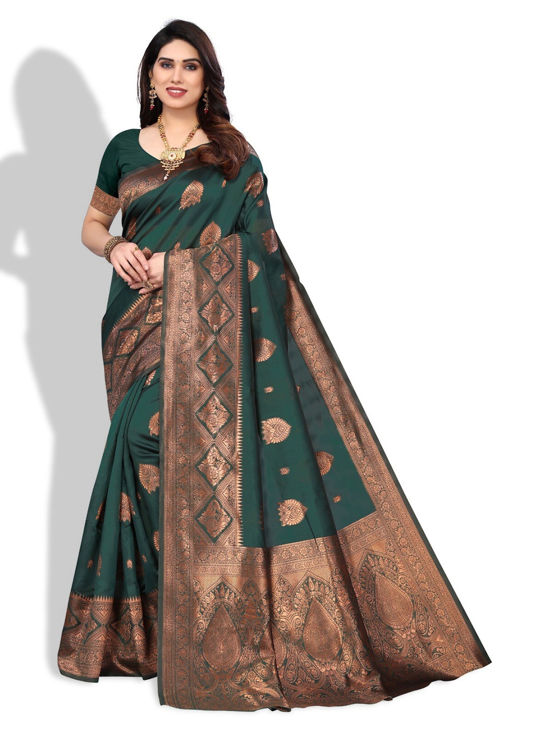 

DIVASTRI Woven Design Zari Silk Cotton Banarasi Saree, Green