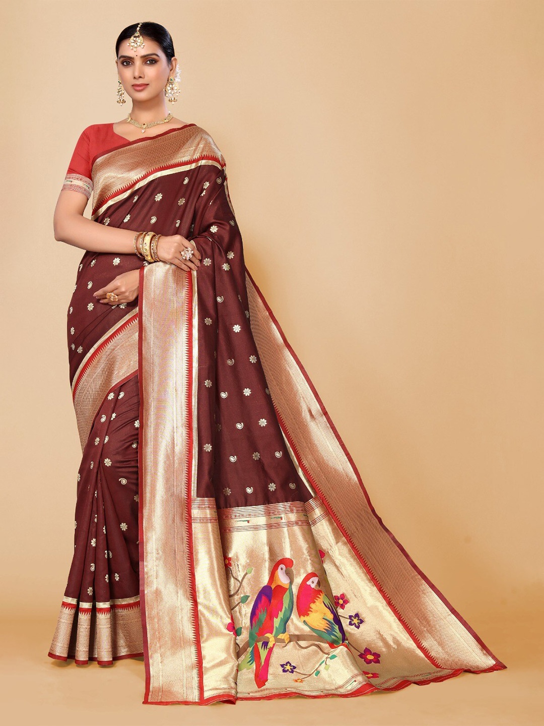 

DIVASTRI Paisley Woven Design Zari Silk Cotton Banarasi Saree, Maroon