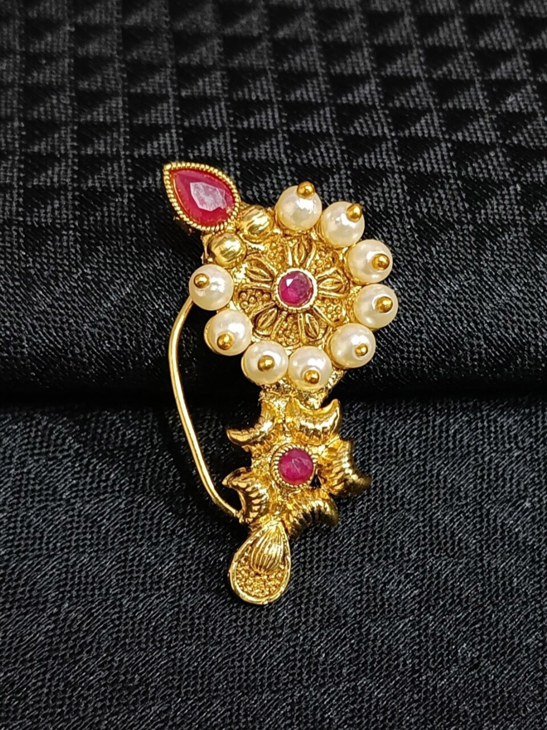 

Vighnaharta Gold-Plated Stone-Studded & Pearl beaded Nosepin