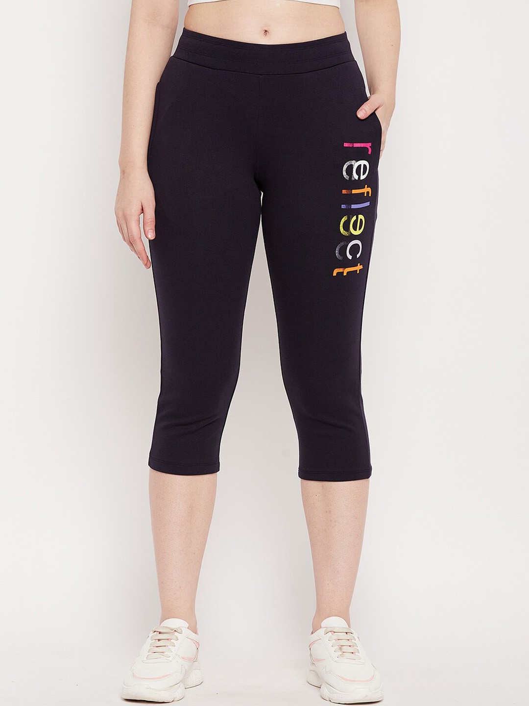 

MADAME M SECRET Women Printed Mid-Rise Cotton Capris, Navy blue