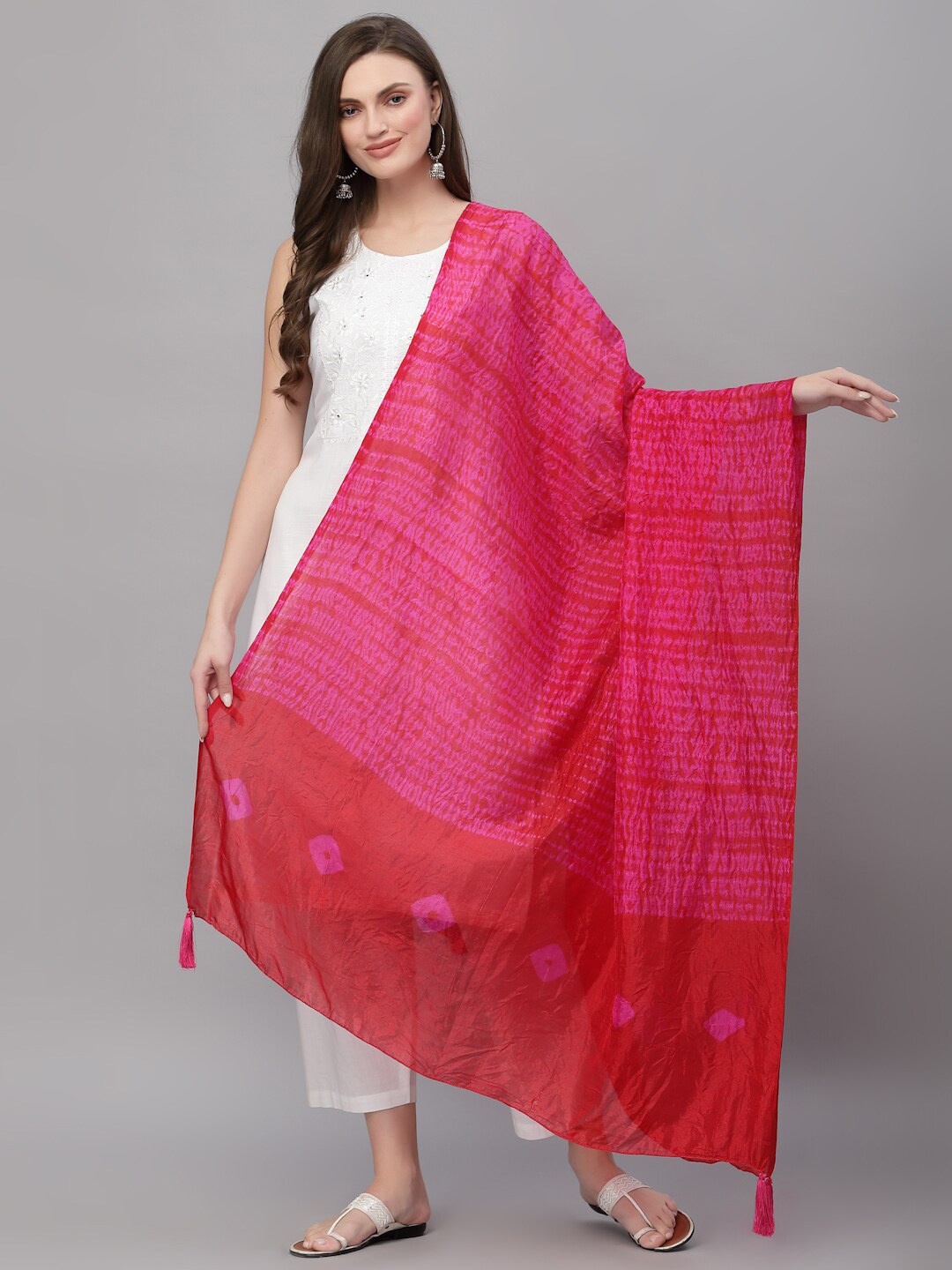 

Ragavi Printed Bandhani Dupatta, Pink