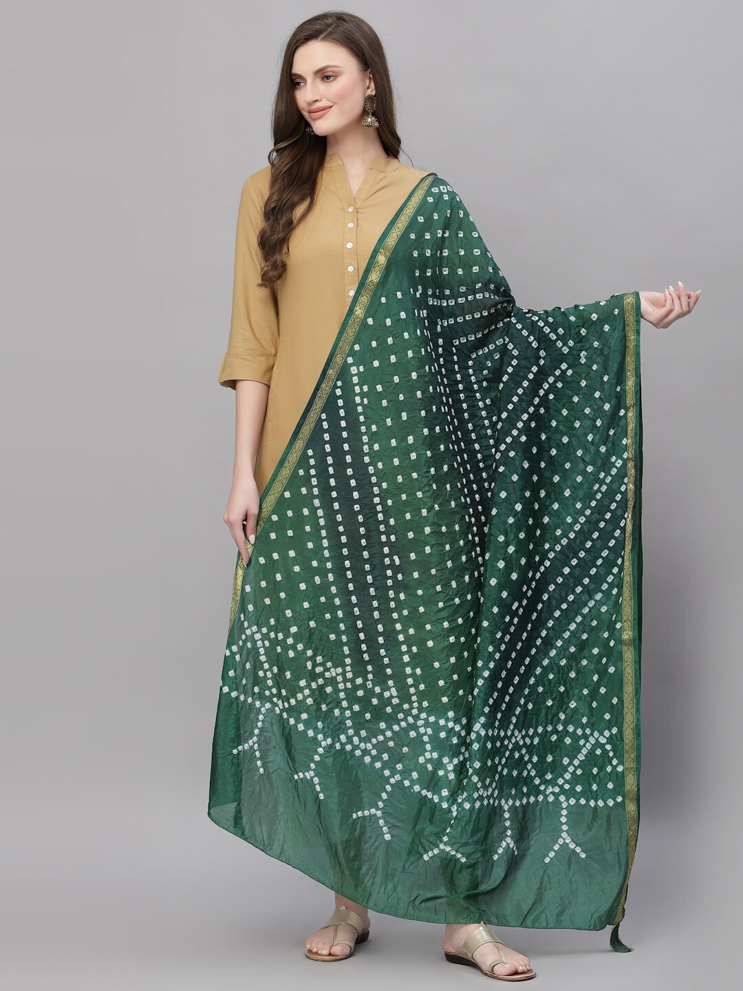 

Ragavi Bandhani Printed Dupatta, Green