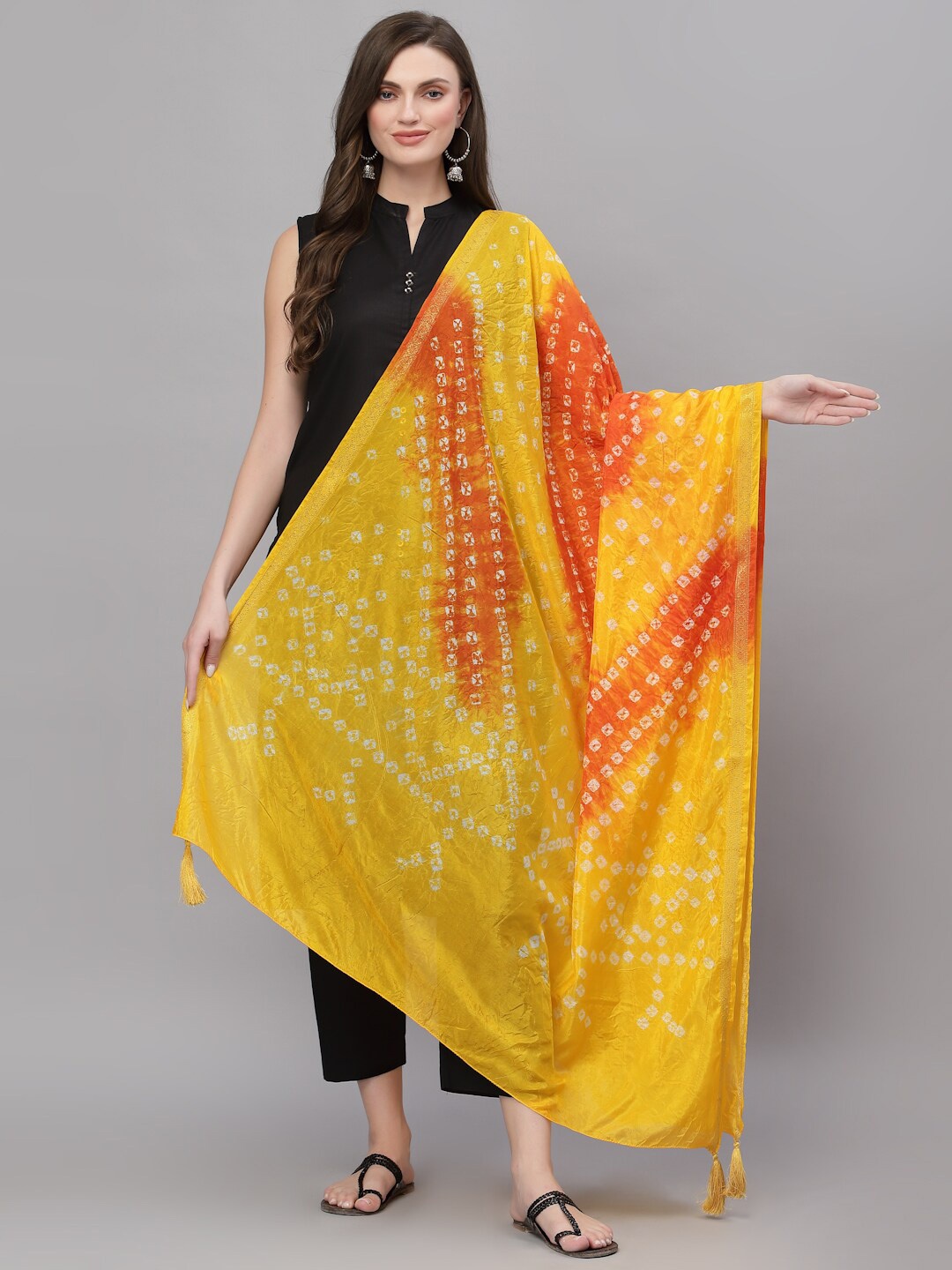 

Ragavi Printed Bandhani Dupatta, Yellow