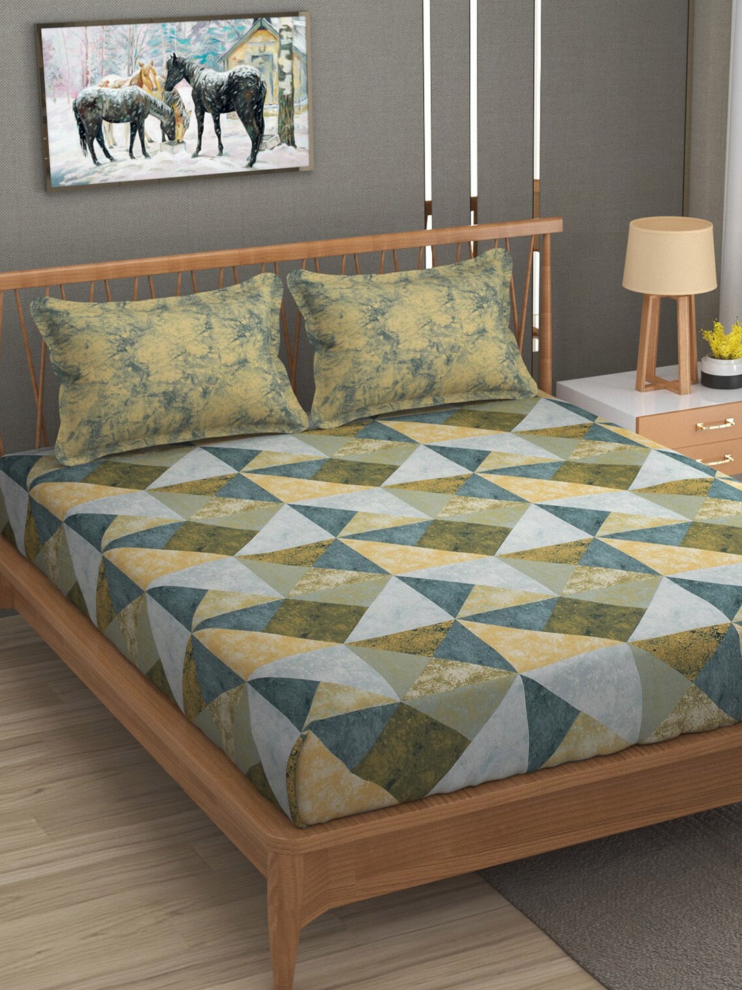 

MAFATLAL Green & White Geometric Cotton 120 TC King Bedsheet With 2 Pillow Covers