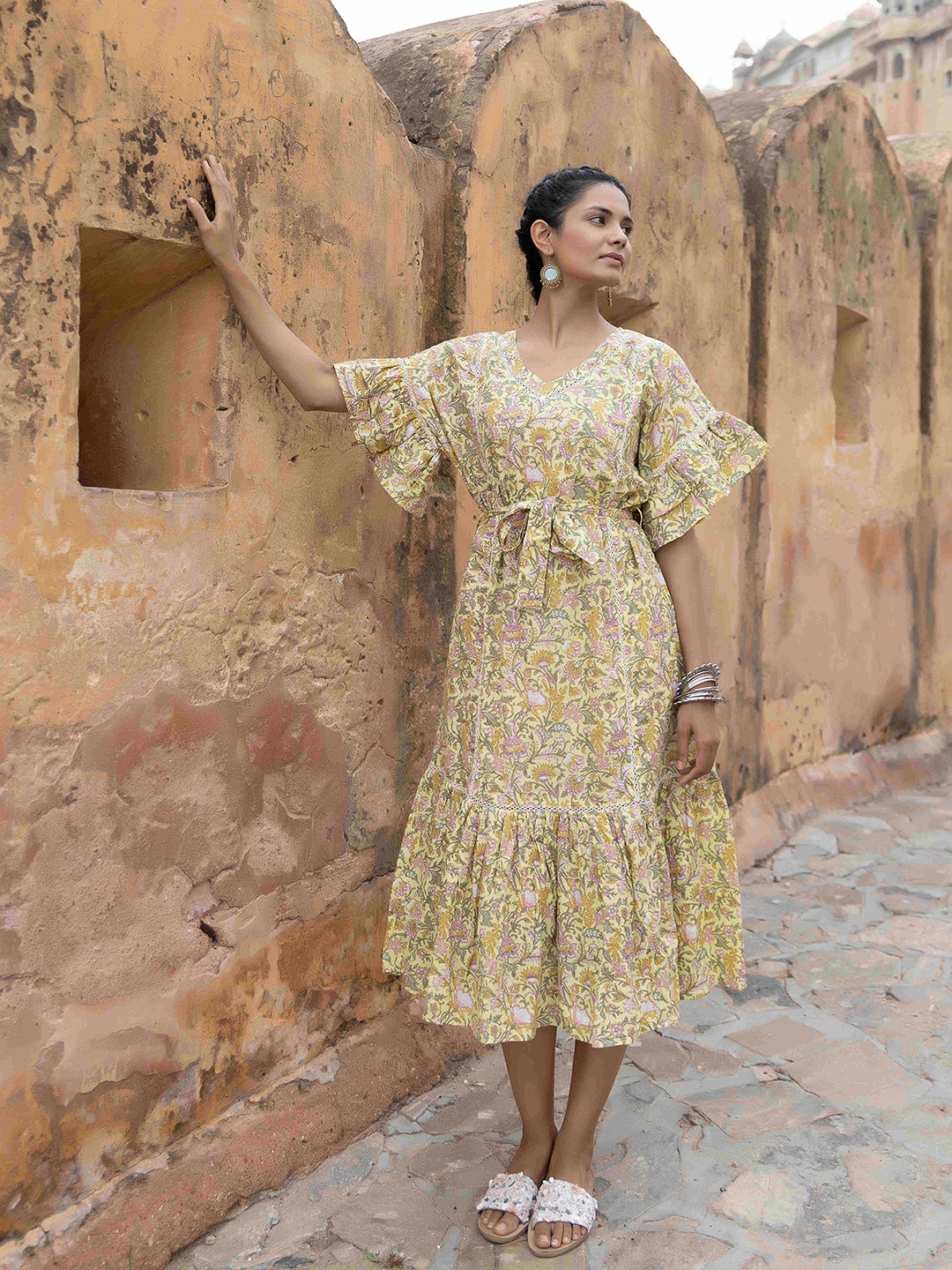 

Ragavi Floral Printed Flared Sleeve Tiered Detail Fit & Flare Dress With Belt, Yellow