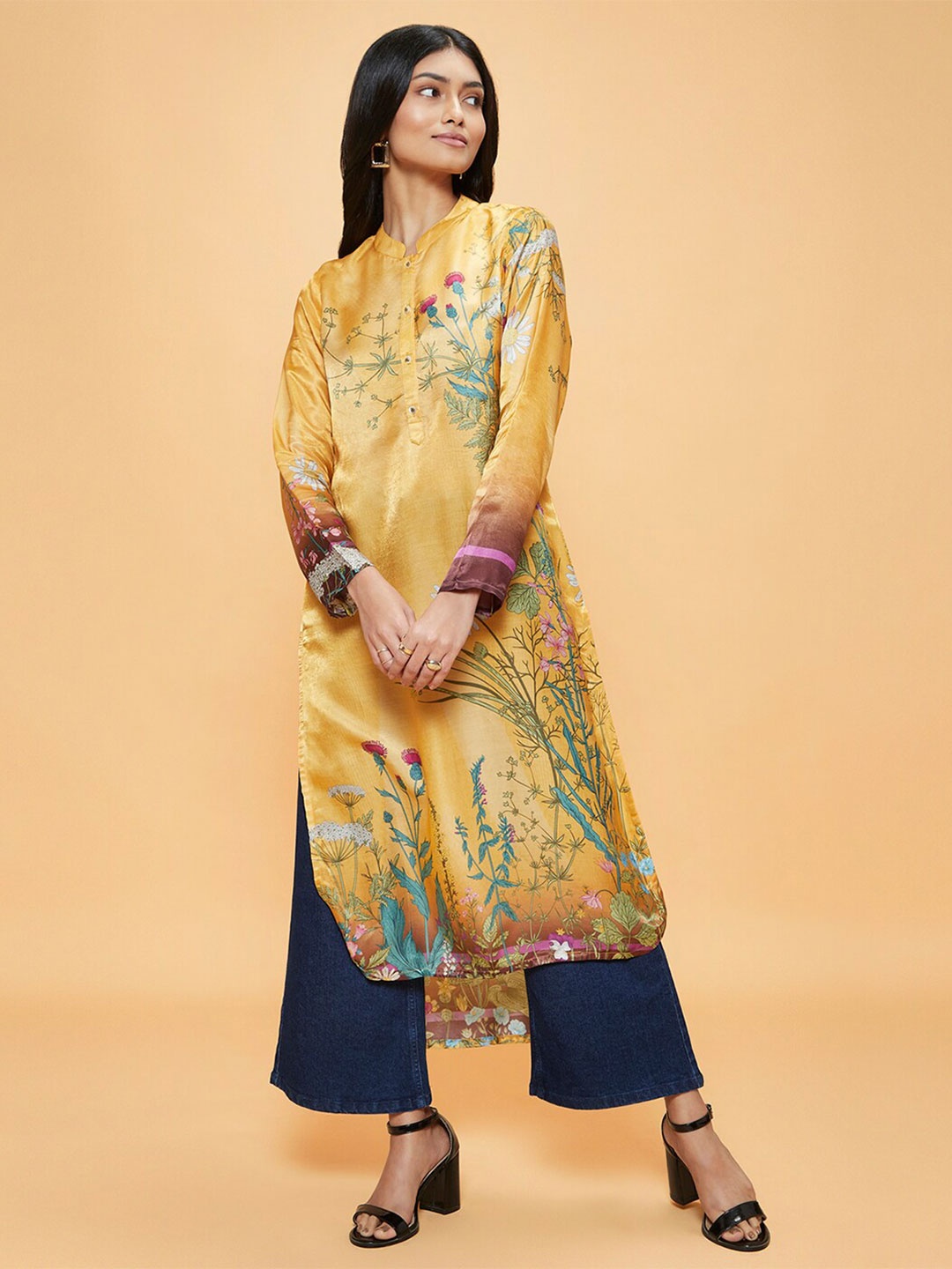 

navyasa by liva Floral Printed Floral Liva Pathani Kurta, Yellow