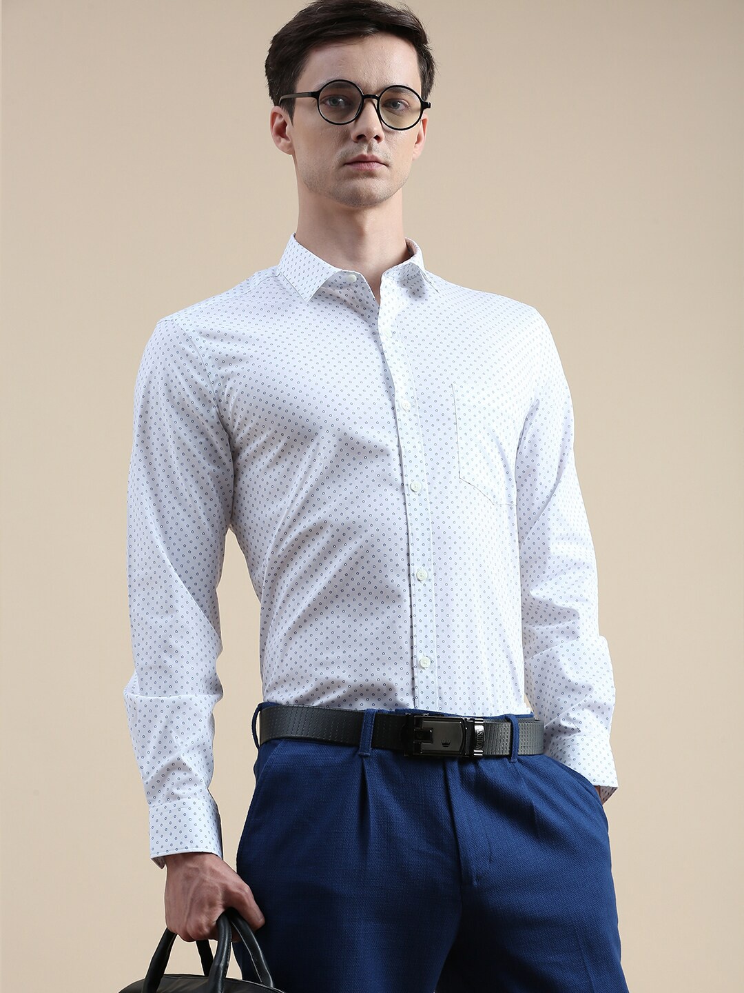 

INVICTUS Comfort Slim Fit Micro Ditsy Printed Formal Shirt, White