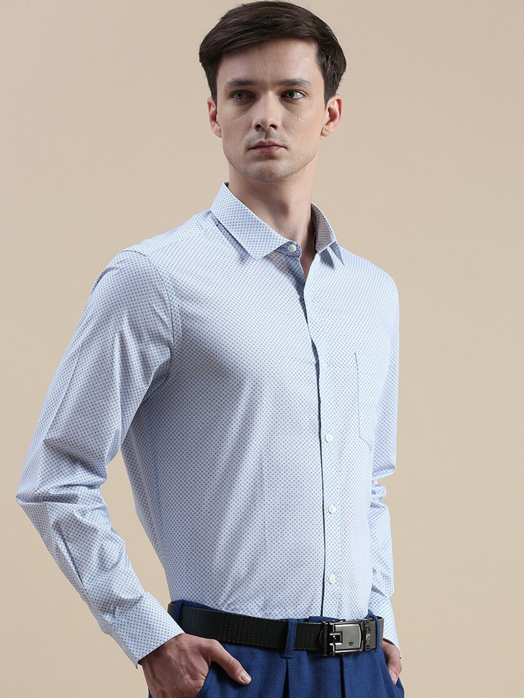 

INVICTUS Comfort Slim Fit Micro Ditsy Printed Cotton Formal Shirt, Blue