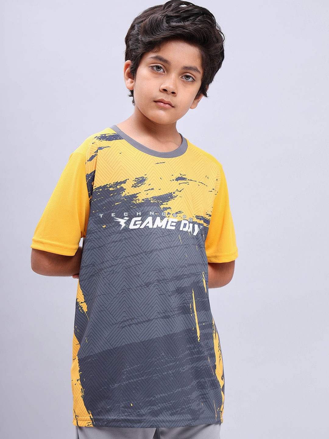

Technosport Boys Typography Printed Antimicrobial Slim Fit Sports T-shirt, Grey