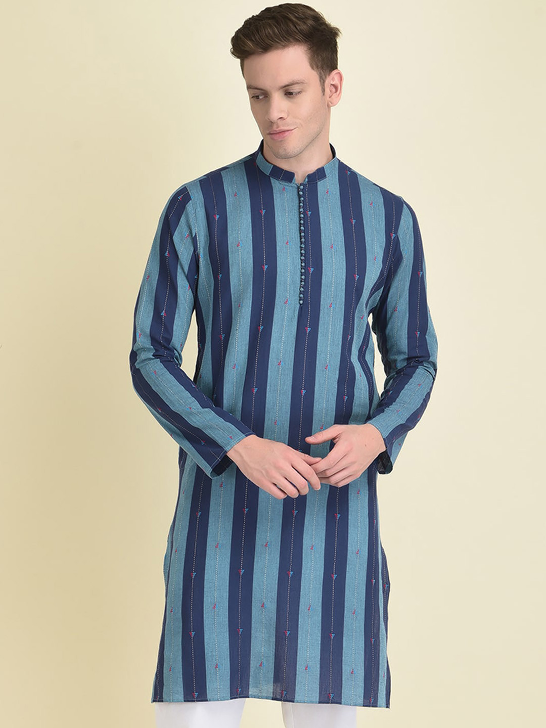 

DEYANN Striped Mandarin Collar Thread Work Jacquard Kurta, Blue