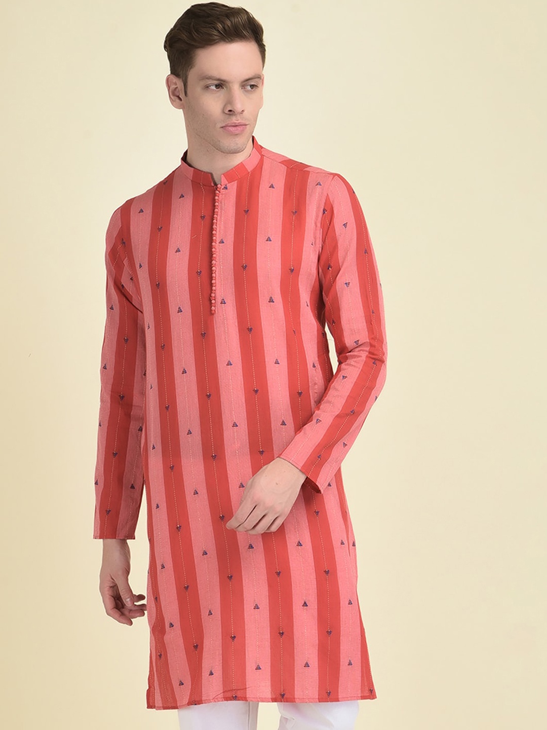 

DEYANN Striped Mandarin Collar Thread Work Jacquard Kurta, Red