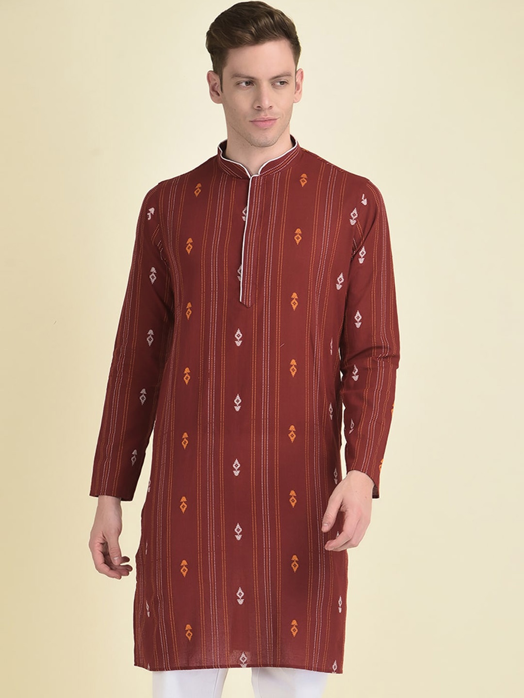 

DEYANN Men Red Striped Flared Sleeves Jacquard Kurta