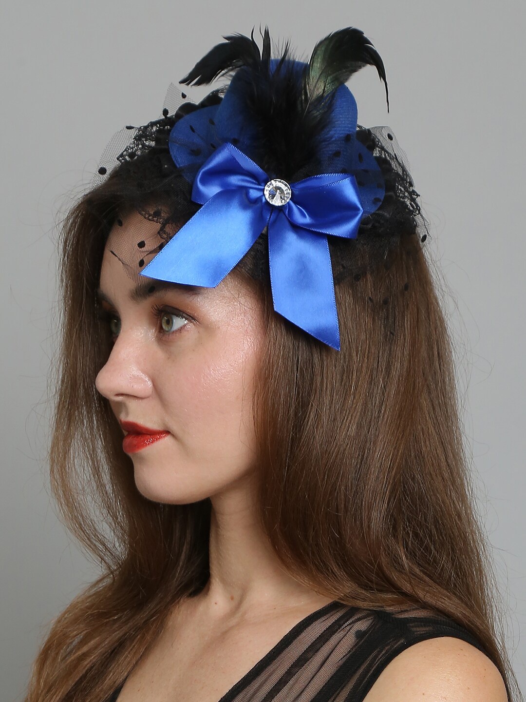 

COLOR STYLE Mesh Flowers & Feather Detail Mini Fedora Hat Headband, Blue