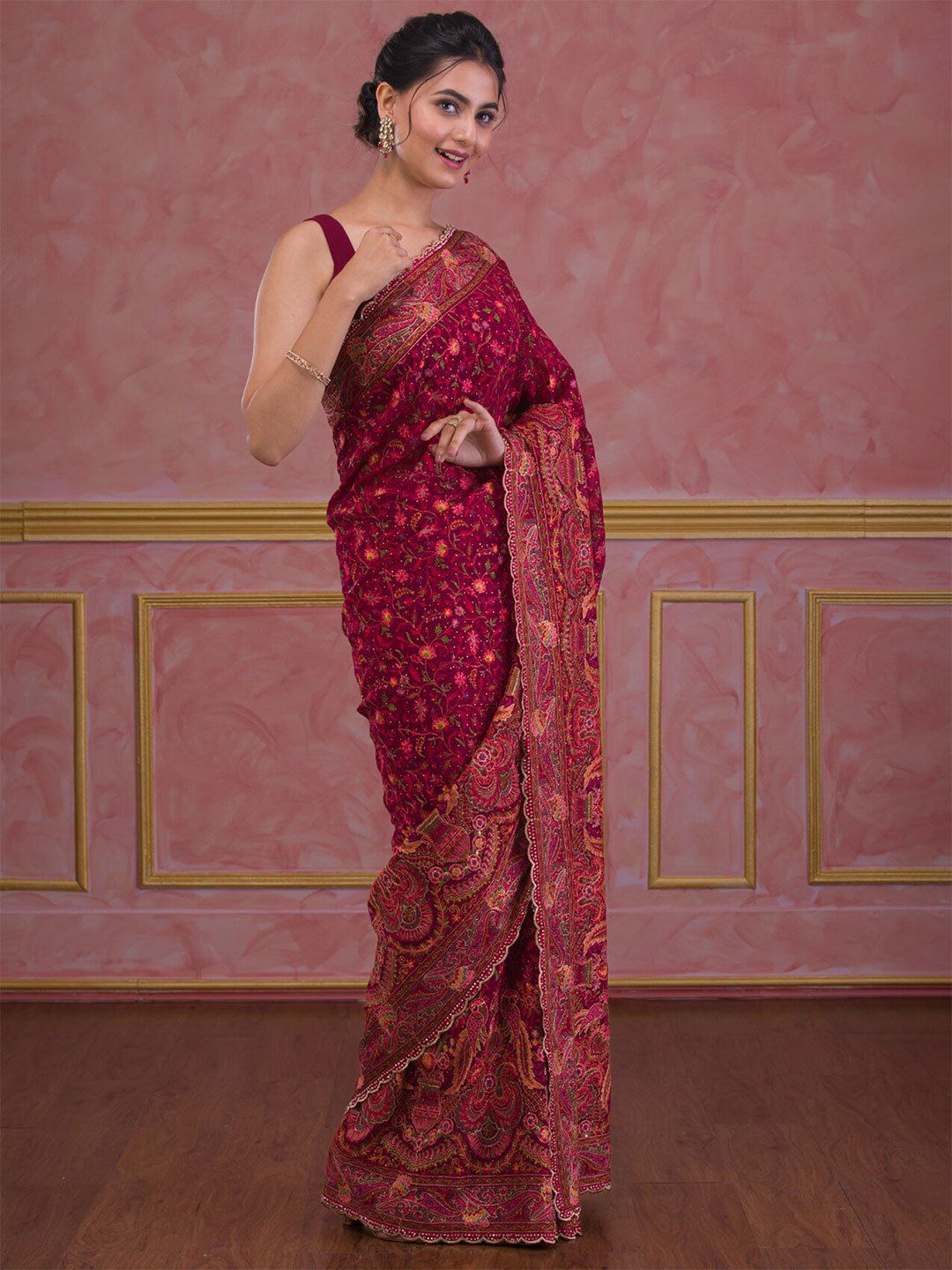 

Koskii Ethnic Motifs Embroidered Poly Georgette Saree, Maroon