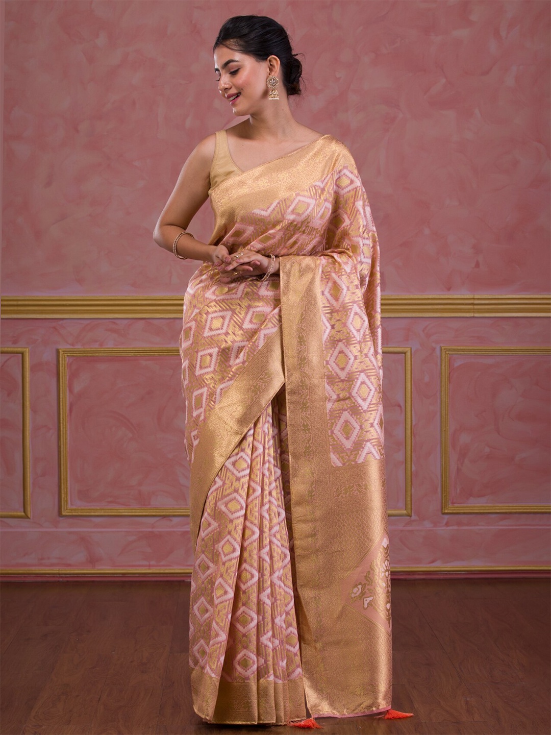 

Koskii Ethnic Motif Woven Design Zari Brocade Saree, Peach