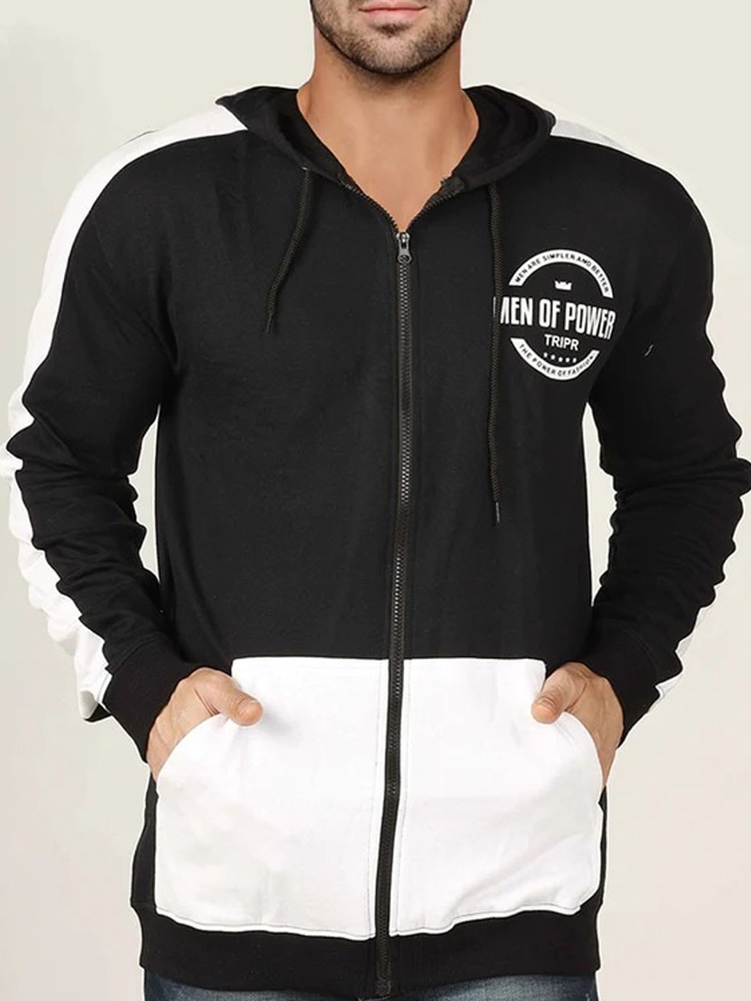 

TRIPR ORIGINALS Men Colourblocked Crop Sporty Jacket with Patchwork, White