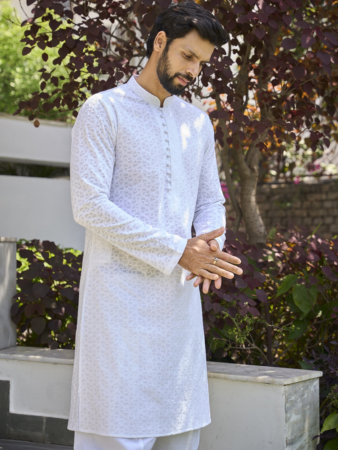 

See Designs Embroidered Mandarin Collar Regular Pure Cotton Kurta with Salwar, White