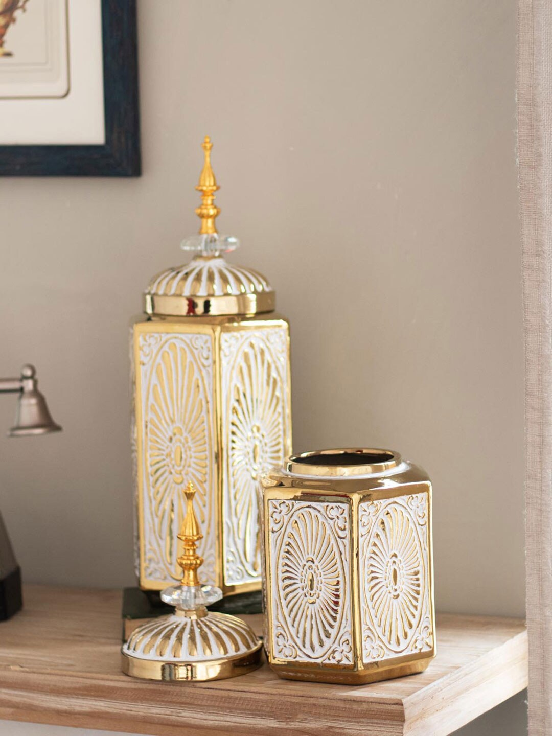 

THEDECORKART White Textured Hexagon Shaped 'Morocco' Decorative Lidded Jar