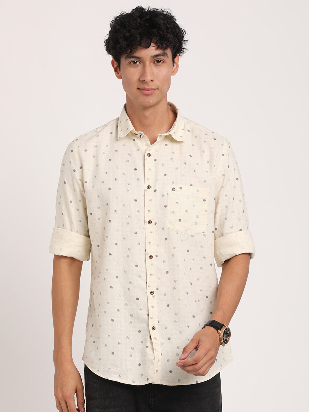 

Turtle Relaxed Conversational Printed Slim Fit Casual Shirt, Cream