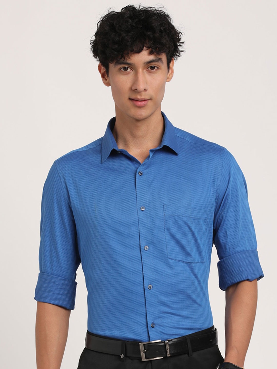 

Turtle Textured Self Design Modern Slim Fit Formal Shirt, Blue