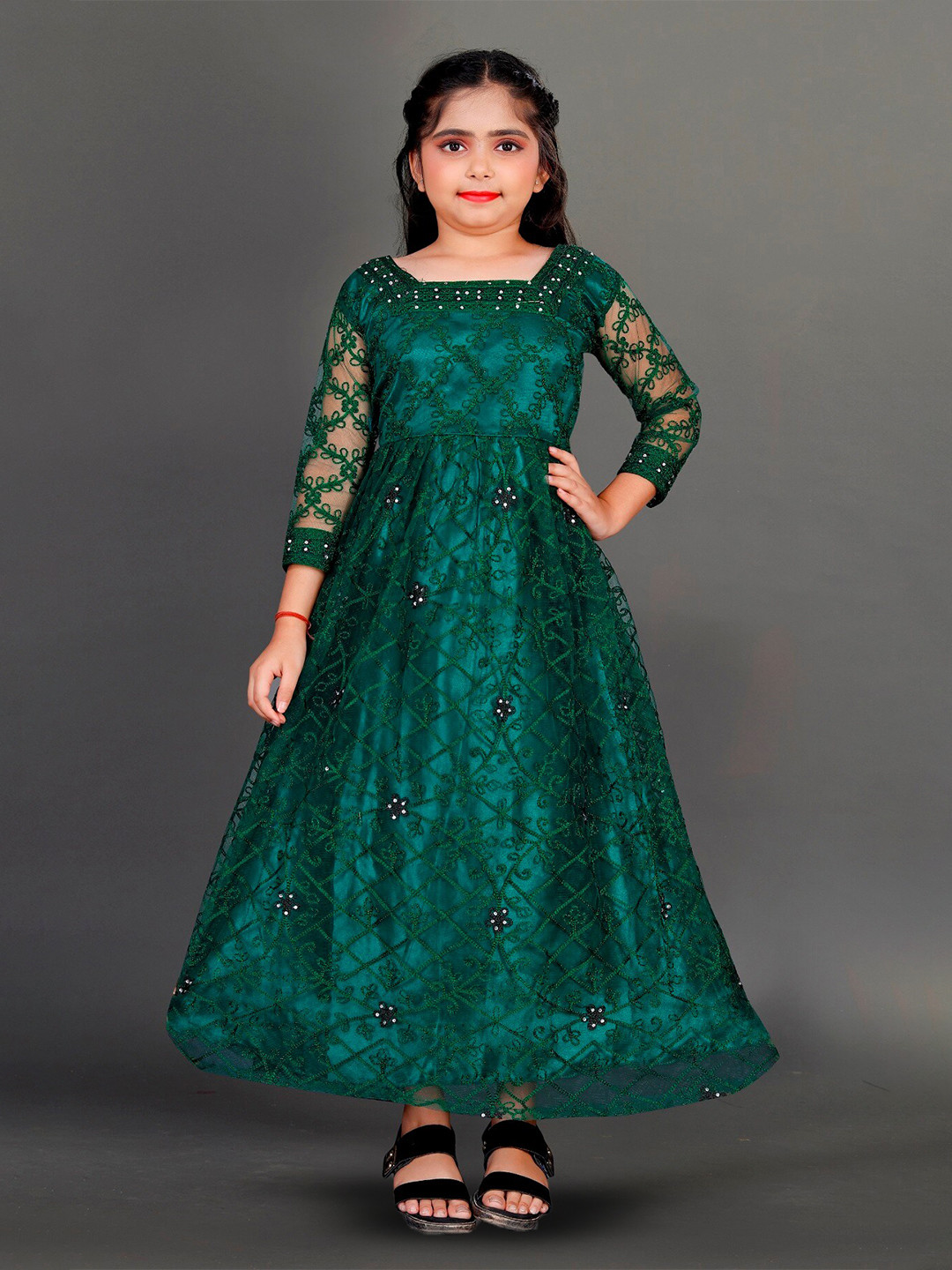 

APNISHA Embroidered Square Neck Gown Maxi Ethnic Dress, Green