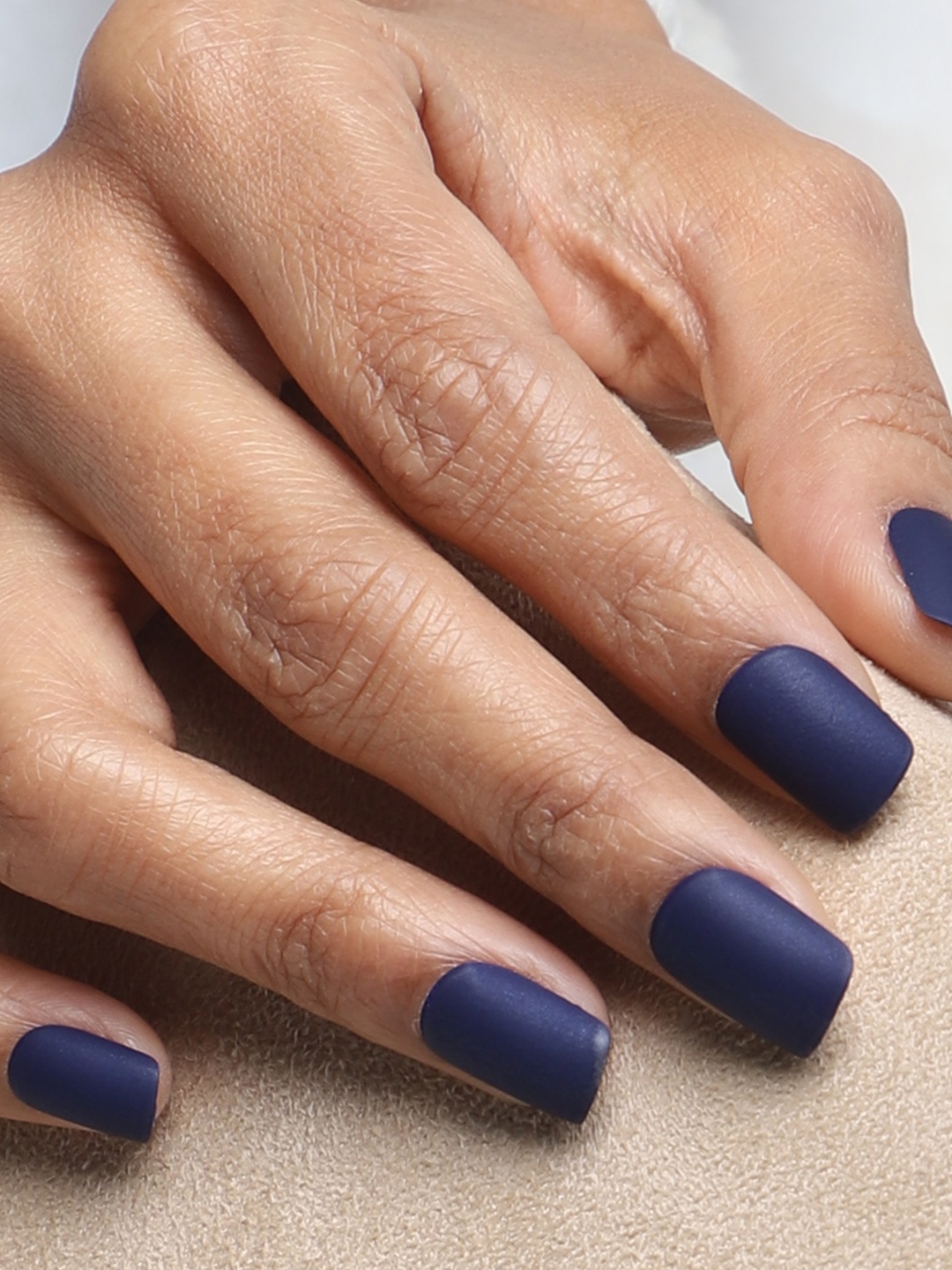 

LICK 24 Pcs Matte Reusable Artificial Nails with Application Kit - Navy Blue