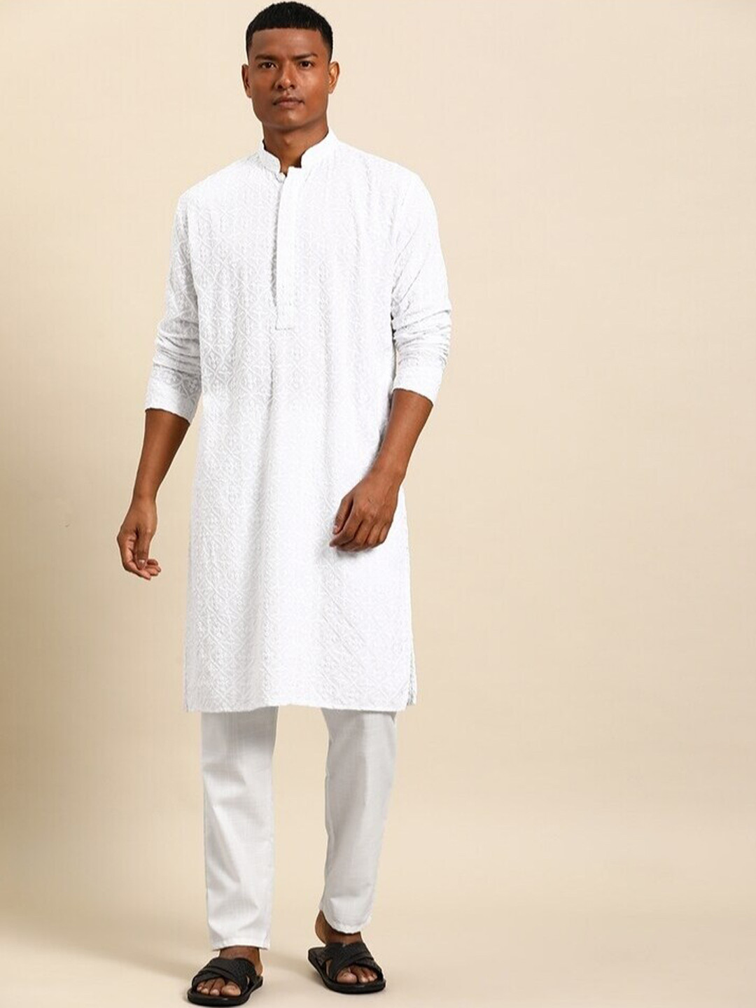 

Molly & Michel Ethnic Motifs Embroidered Regular Thread Work Kurta With Pyjamas, White