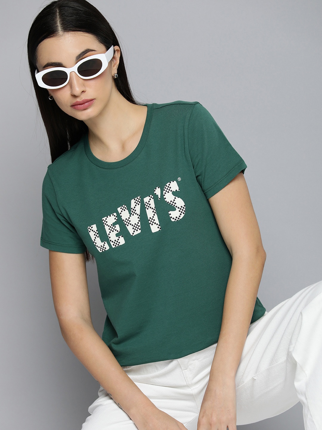 

Levis Women Pure Cotton Brand Logo Printed T-shirt, Green