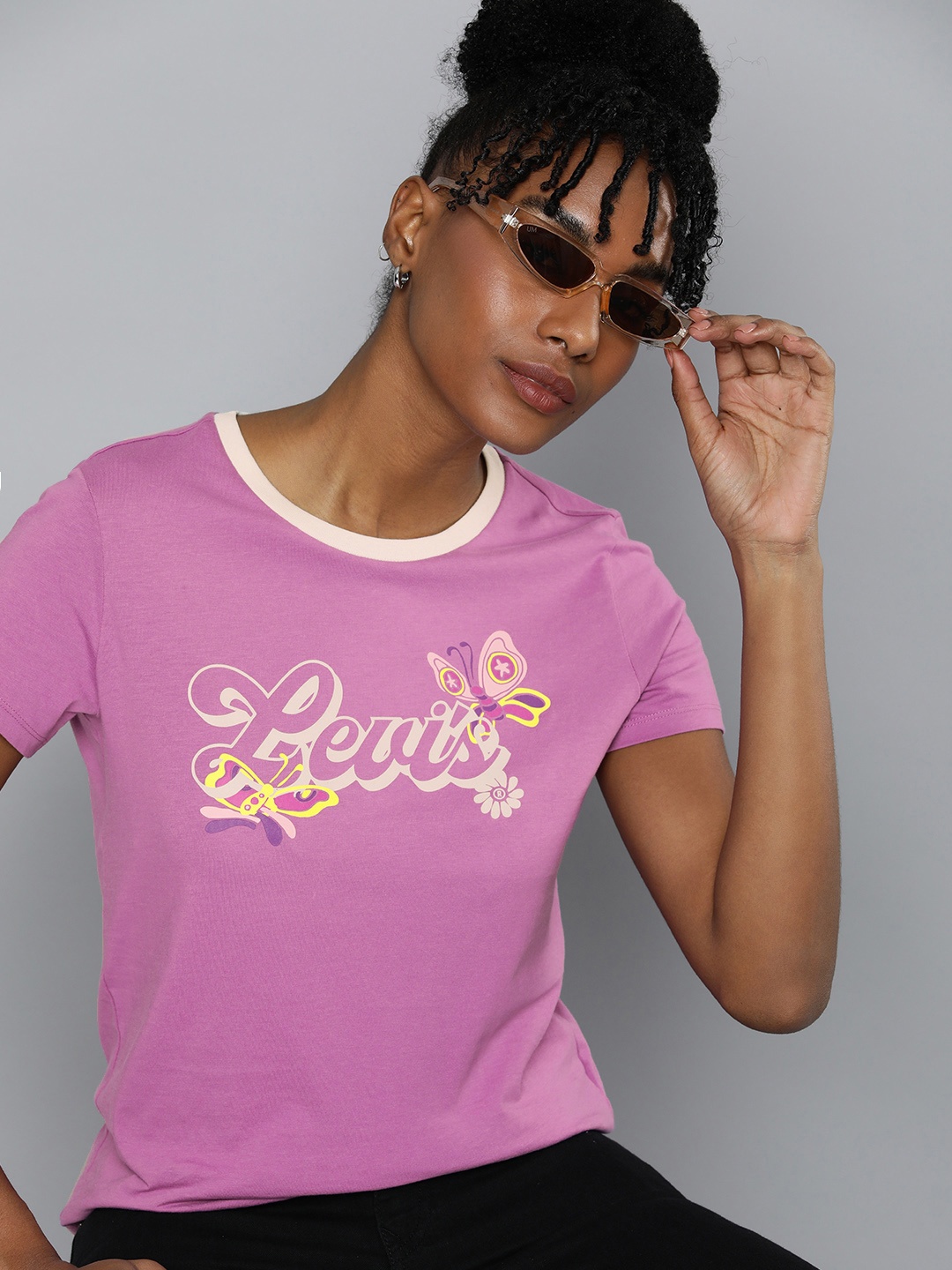 

Levis Brand Logo Printed Pure Cotton T-shirt, Purple