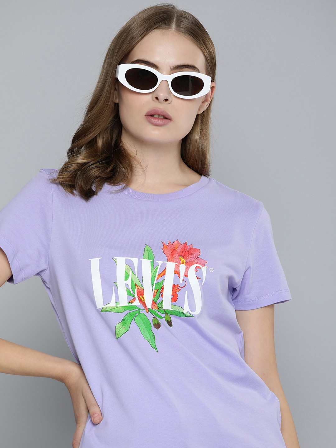 

Levis Graphic Printed Pure Cotton T-shirt, Lavender