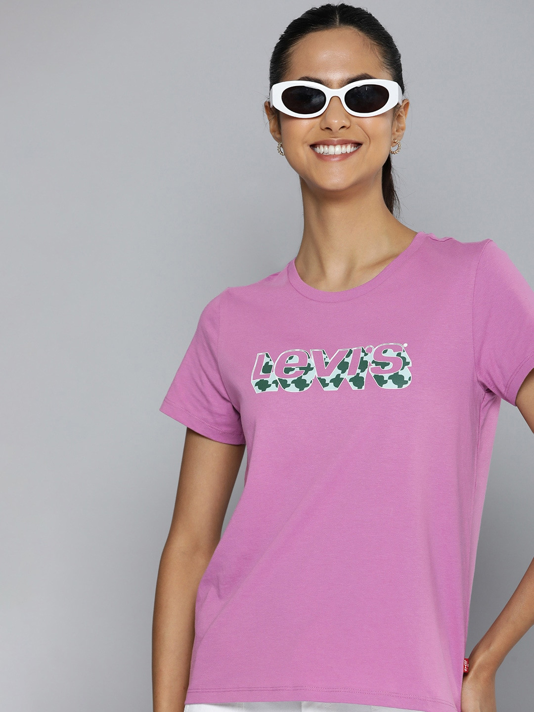 

Levis Brand Logo Printed Pure Cotton T-shirt, Purple