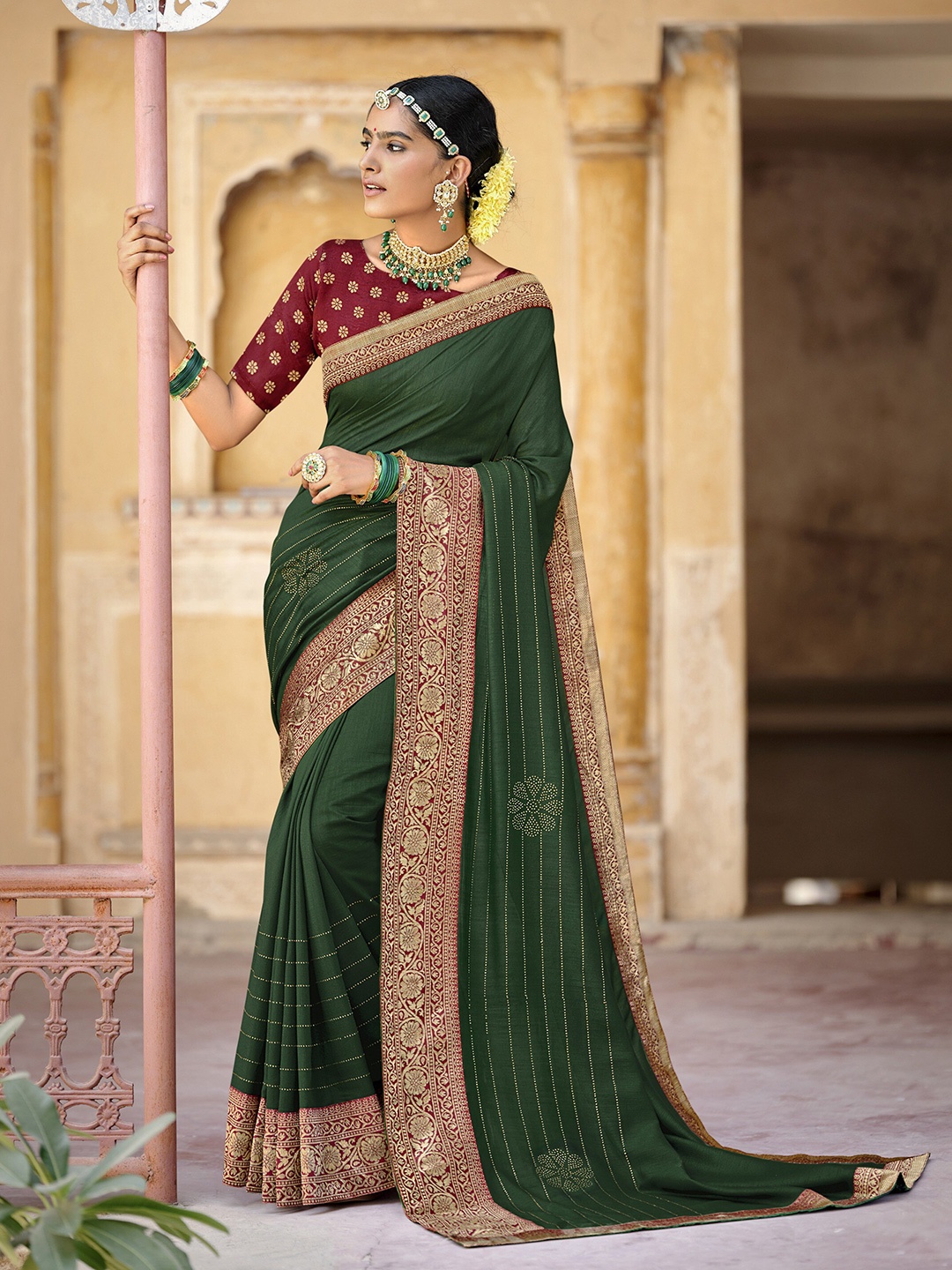 

all about you Green & Purple Embellished Saree