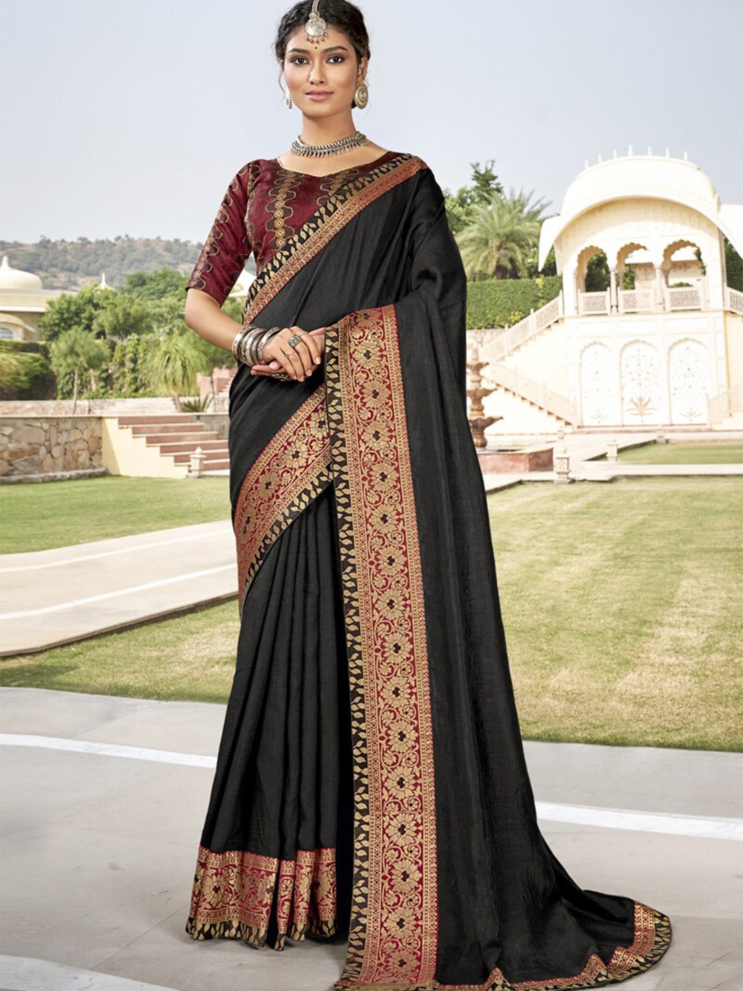 

all about you Black and Maroon Zari Silk Blend Saree