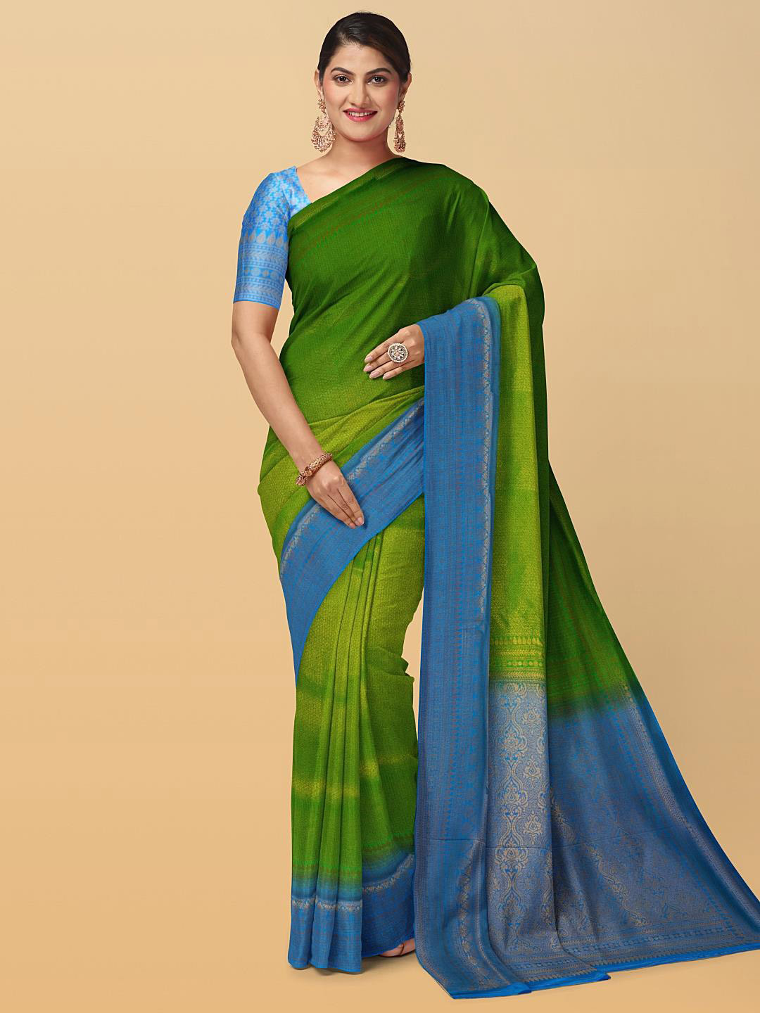 

Kalamandir Ethnic Woven Design Zari Saree, Green