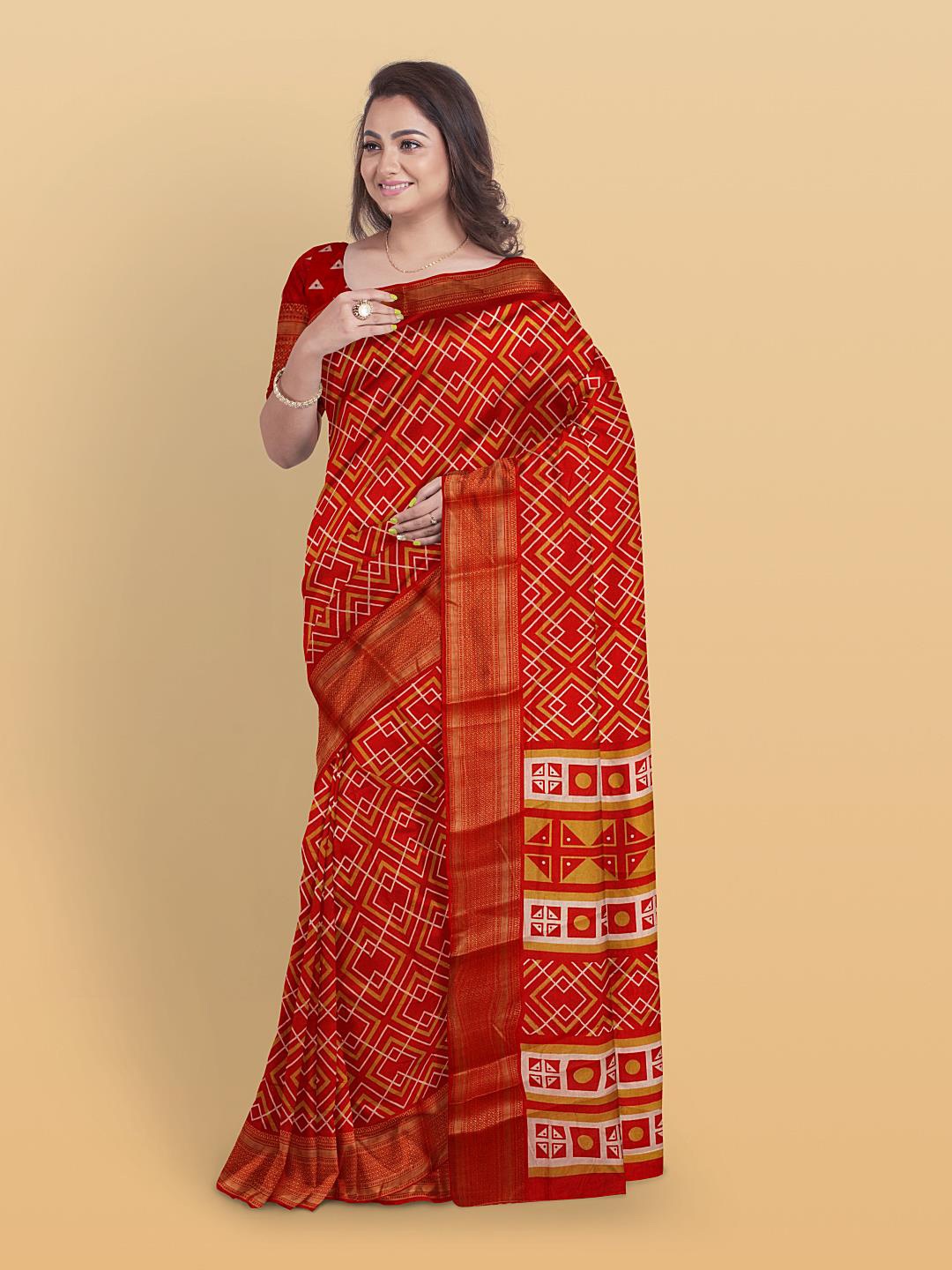 

Kalamandir Geometric Printed Zari Saree, Red