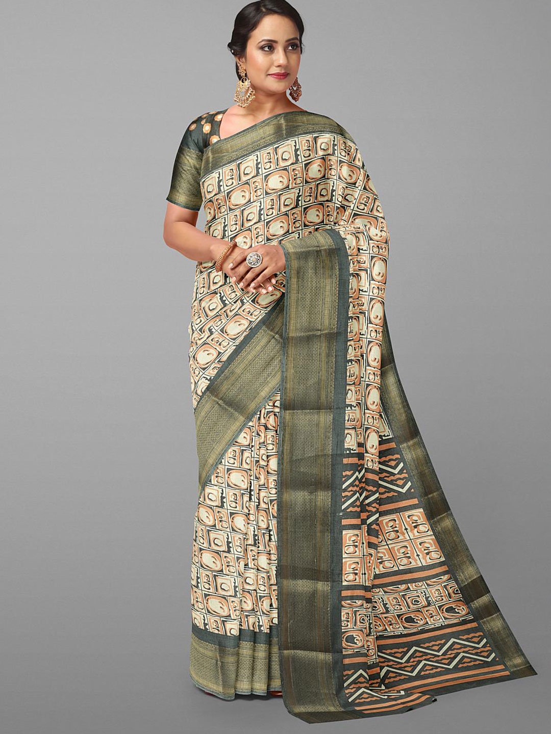 

Kalamandir Printed Silk Blend Saree, Grey