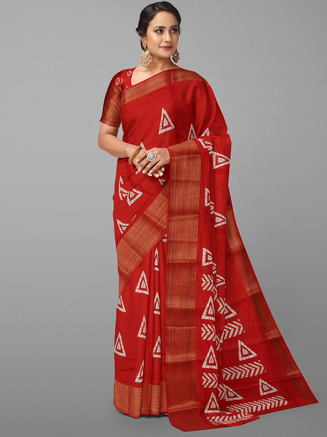 

Kalamandir Geometric Printed Zari Saree, Red