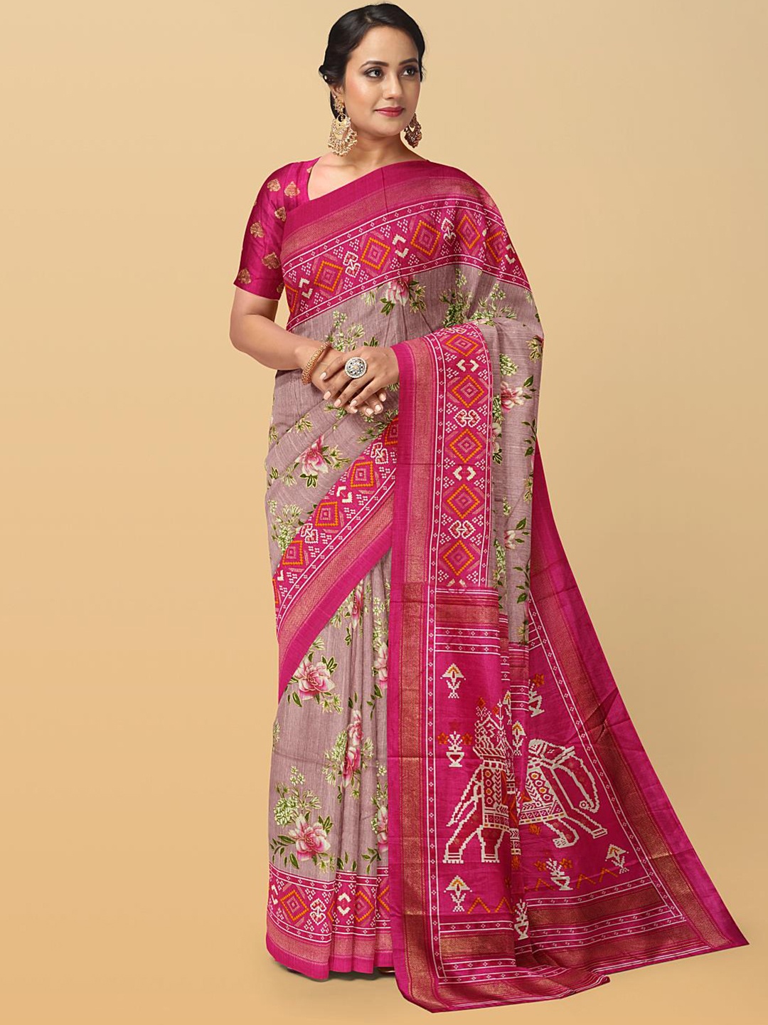 

Kalamandir Floral Printed Zari Saree, Pink