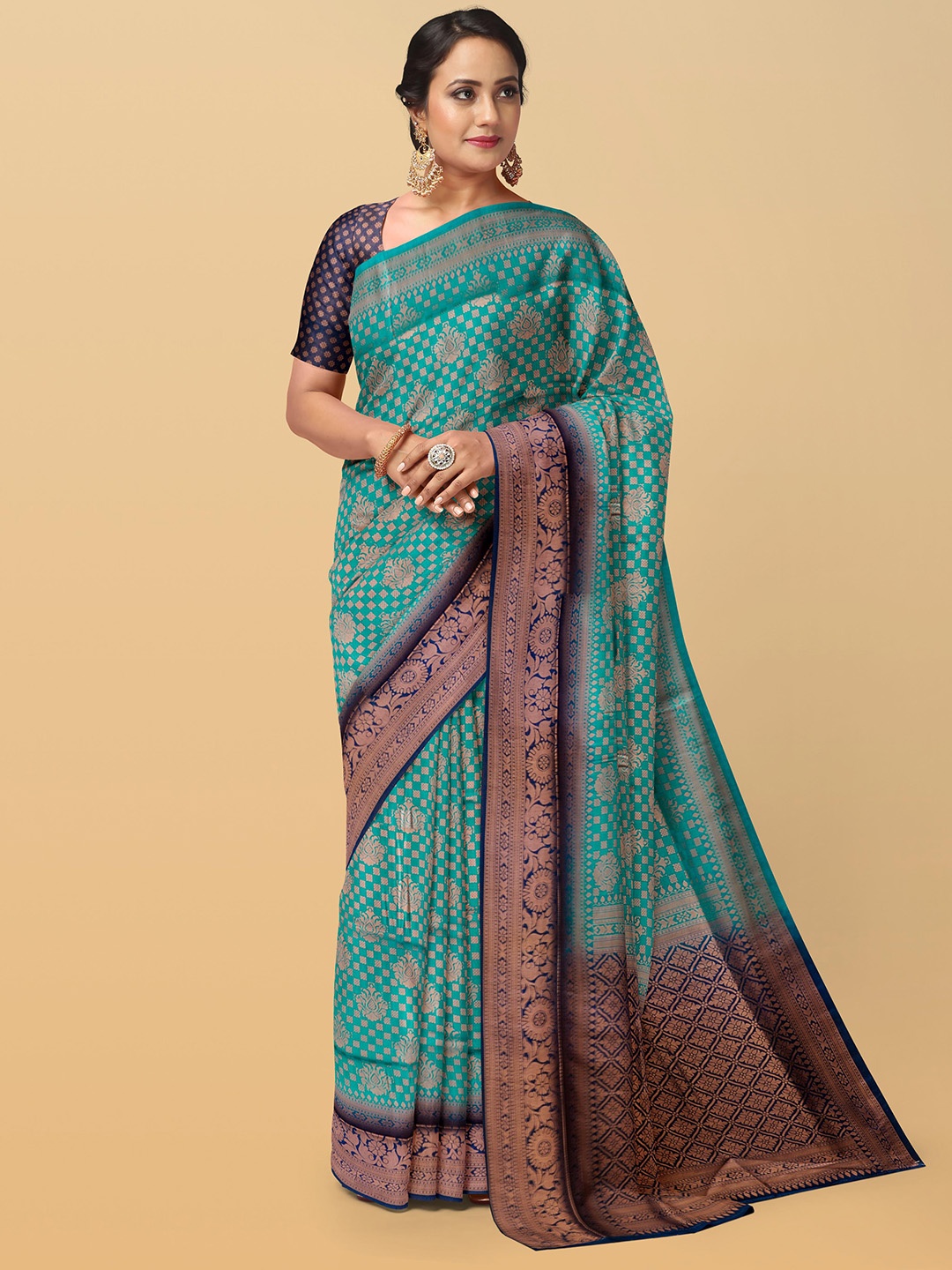 

Kalamandir Ethnic Woven Design Zari Saree, Teal