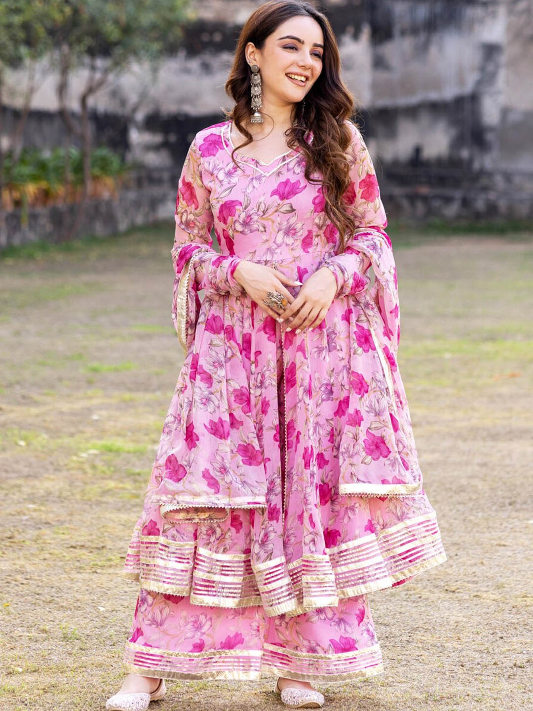 

Ambraee Floral Printed Gotta Patti Silk Chiffon Kurta with Palazzos & Dupatta, Pink