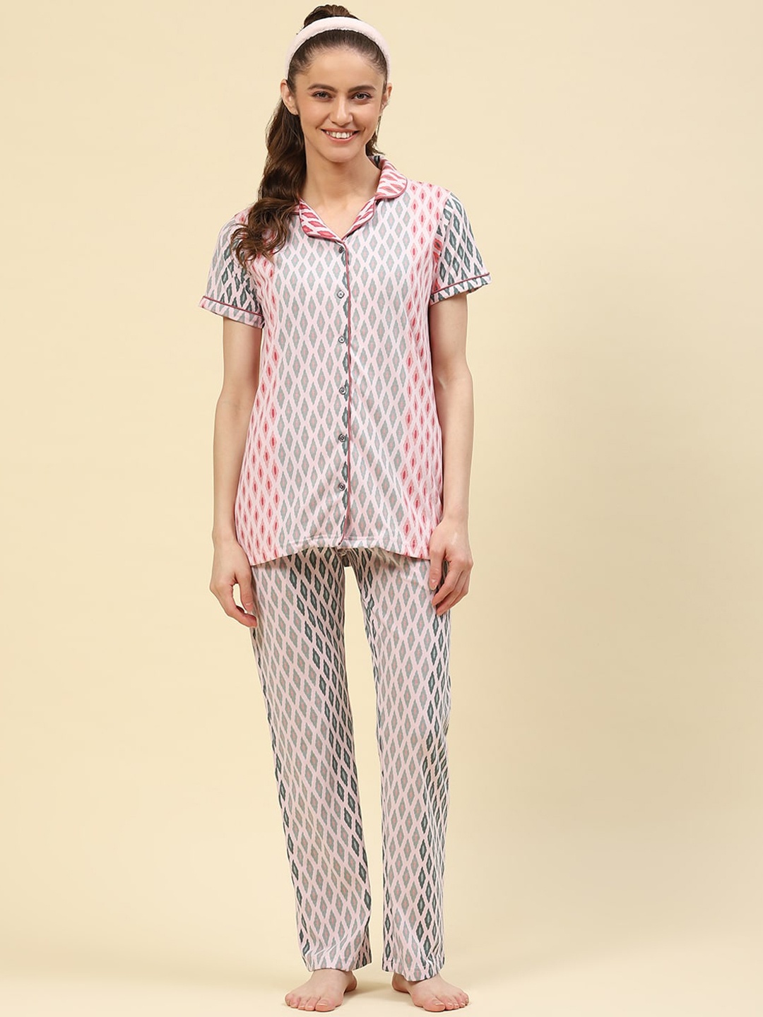

Monte Carlo Geometric Printed Shirt With Pyjamas Night suit, White
