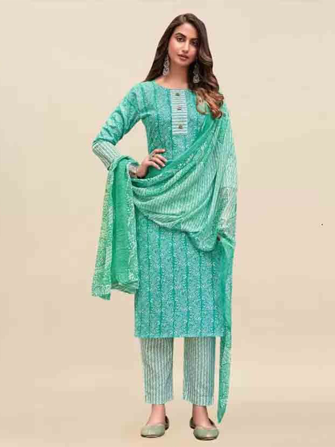 

MAGMINA Printed Unstitched Dress Material, Green