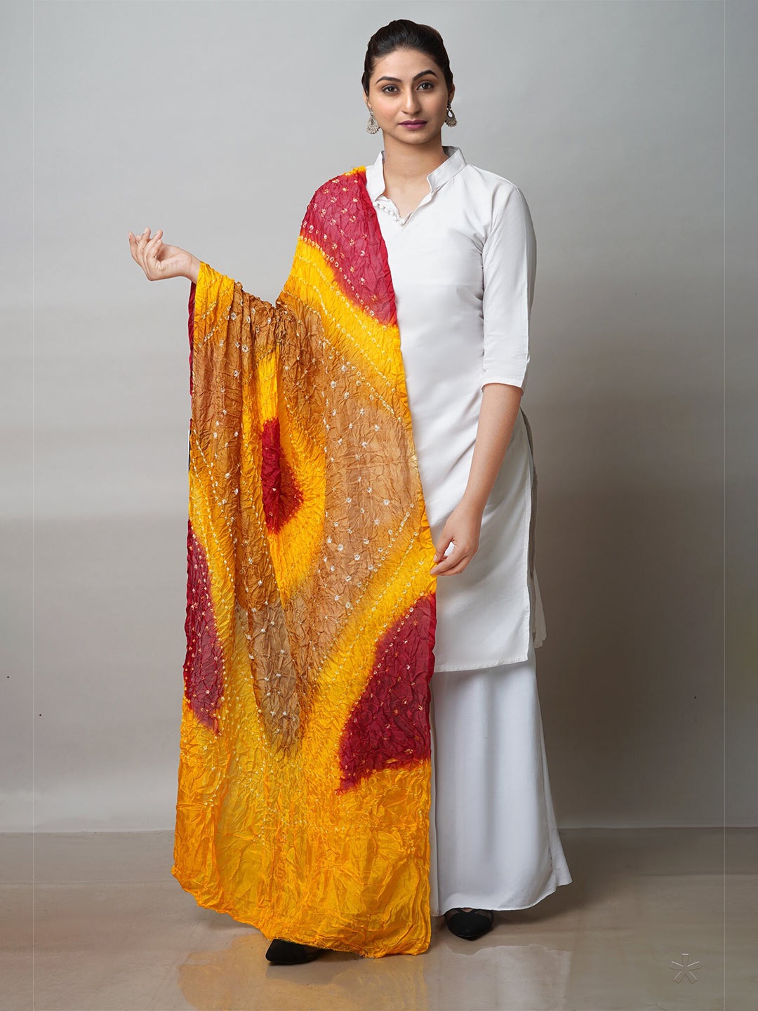 

Unnati Silks Tie & Dyed Silk Bandhani Dupatta, Yellow