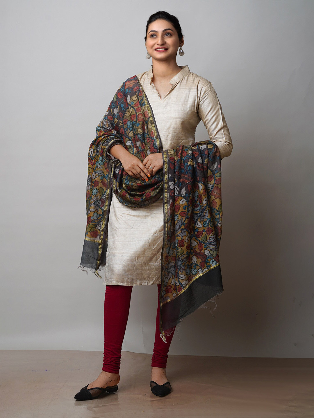 

Unnati Silks Ethnic Motifs Printed Kalamkari Dupatta, Green